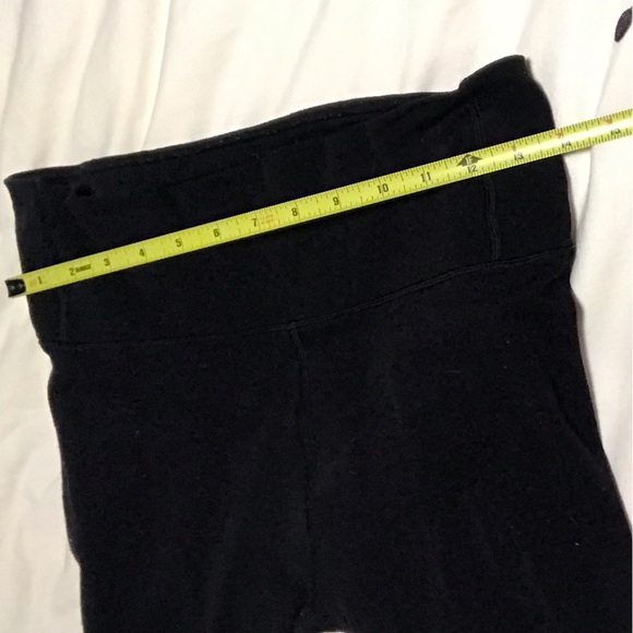 Lululemon Athletica Reveal Black Leggings Lattice Paisley - Picture 9 of 13